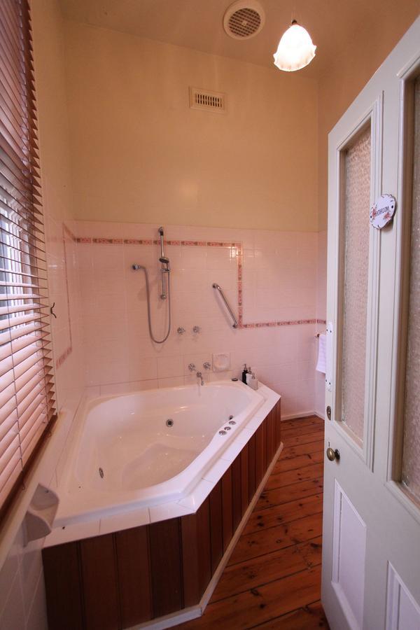 Palm House Bed & Breakfast Maldon Bagian luar foto