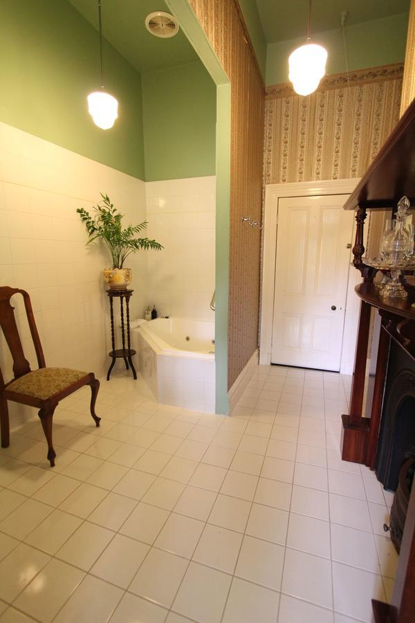 Palm House Bed & Breakfast Maldon Bagian luar foto