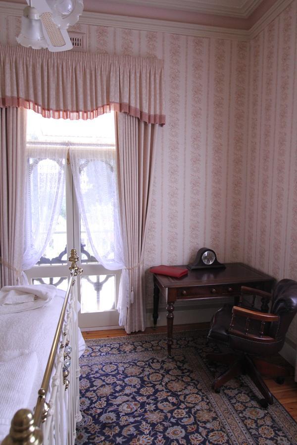 Palm House Bed & Breakfast Maldon Bagian luar foto